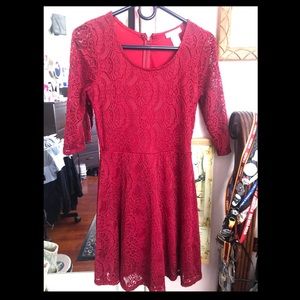 Lace red dress